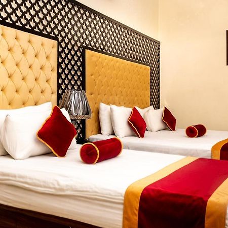 Rose Palace Hotel, Garden Town Lahore Bagian luar foto