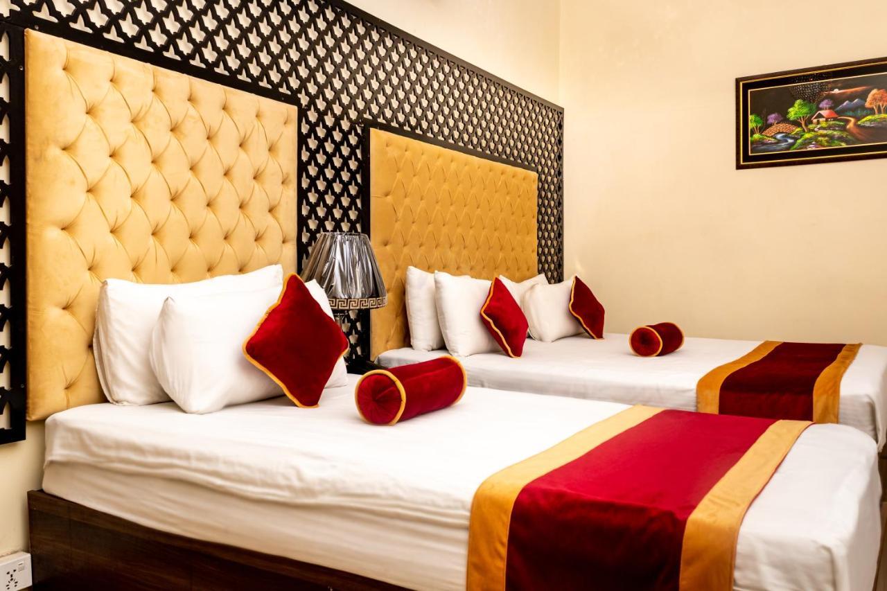 Rose Palace Hotel, Garden Town Lahore Bagian luar foto