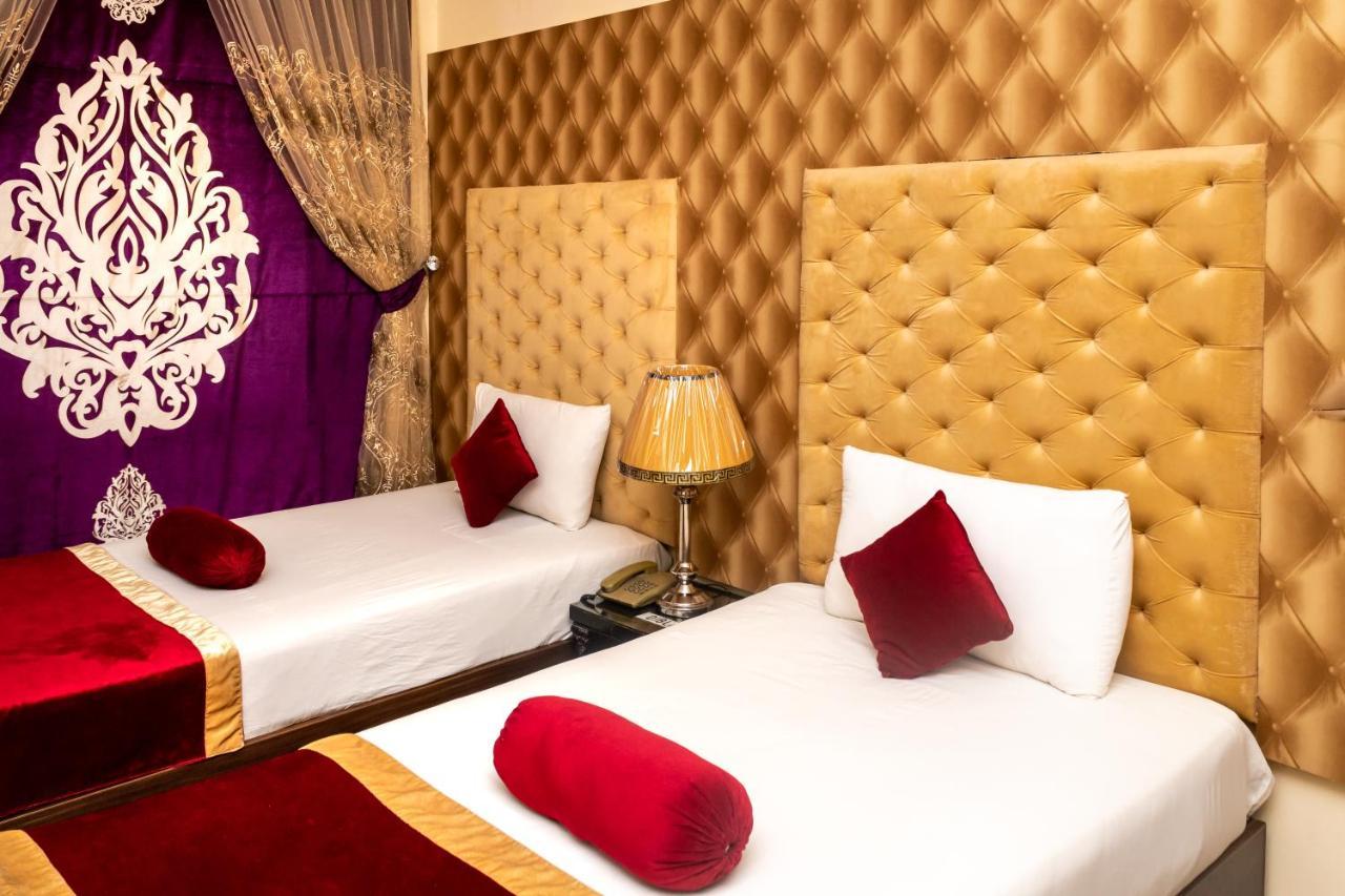 Rose Palace Hotel, Garden Town Lahore Bagian luar foto