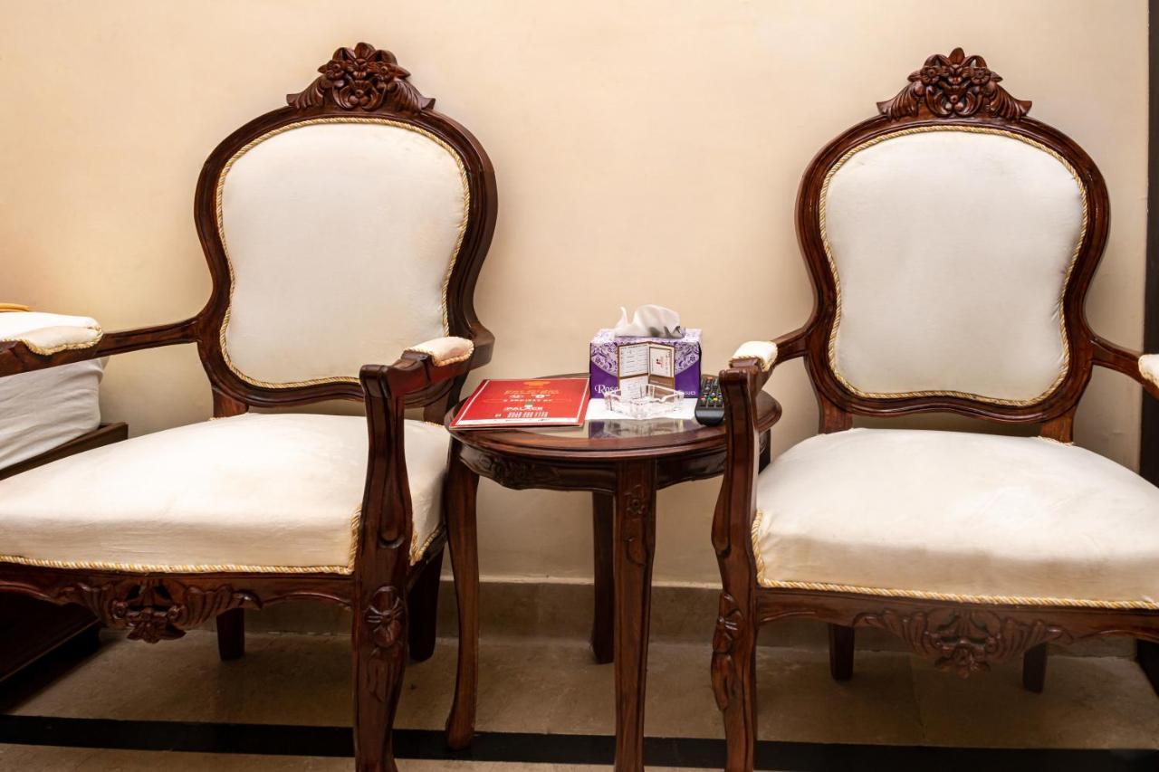 Rose Palace Hotel, Garden Town Lahore Bagian luar foto